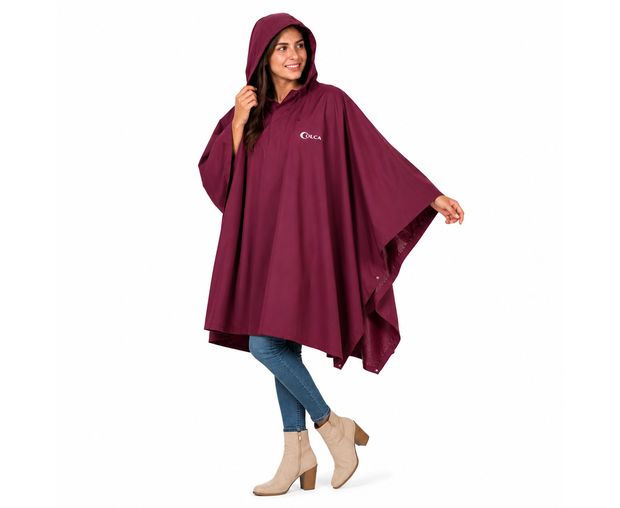 COLCA Alpine Rain Poncho in maroon